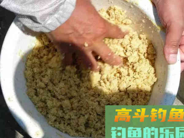 正钓时，搓饵换成拉饵，怎么做，才能不做二次调漂