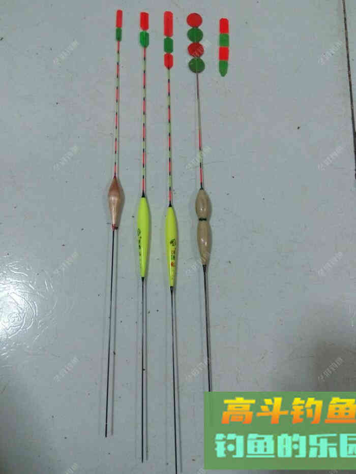 钓鱼视力不好，巧用醒目豆，浮漂不失灵敏性