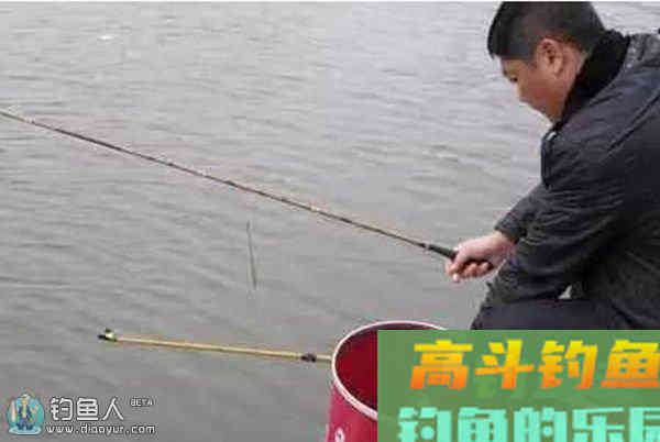 冬季钓鱼的浮漂调钓灵与钝问题