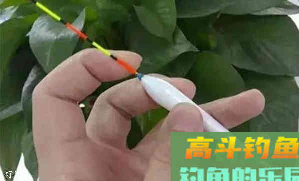 挂双钩调漂找底的技巧和优缺点