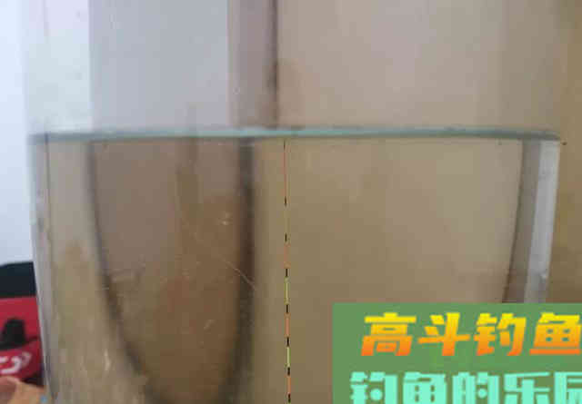同样是调四钓二，1号浮漂和2号浮漂有何不同