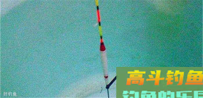 老钓鱼人告诉你野外钓小鱼的调漂技巧，简单有效