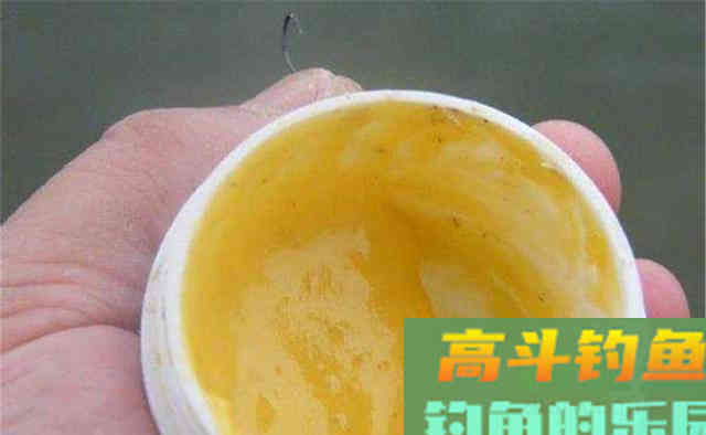 鲫鱼不爱咬钩?是时候给饵料加个鸡蛋了 鲫鱼不爱咬钩?是时候给饵料加个鸡蛋了