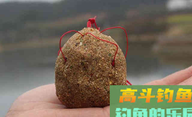 湖库江河中如何用海竿垂钓鲤鱼?谈技巧和装备选择 湖库江河中如何用海竿垂钓鲤鱼?谈技巧和装备选择