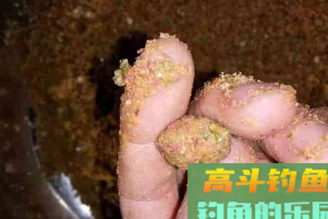 二十年了，我就喜欢用鲫鱼饵