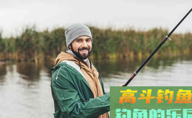 大鲫鱼的上钩,往往是正确的运用了这种竿的爆发力 大鲫鱼的上钩,往往是正确的运用了这种竿的爆发力