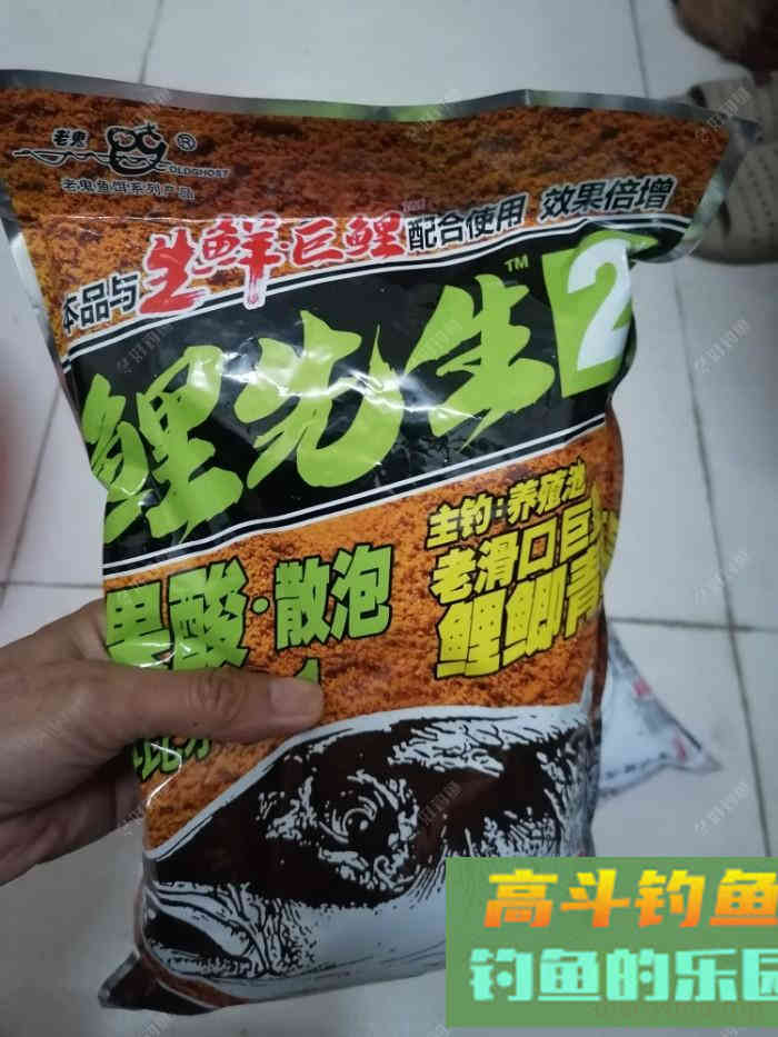 大水面如何垂钓鲤?从抛竿、爆炸钩等方面解析 大水面如何垂钓鲤?从抛竿、爆炸钩等方面解析