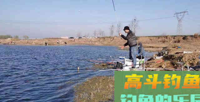 雷强黑鱼怎么钓？应该从鱼杆、拟饵、钓点、钓法入手
