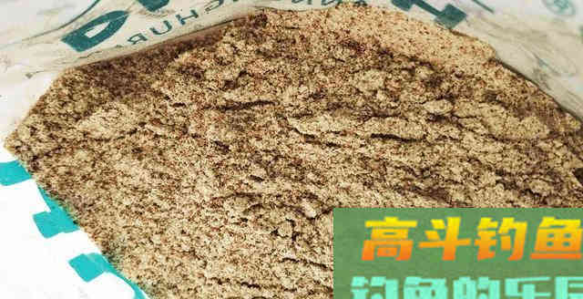 钓鲫鱼用米饭饵,成本低钓效好,黑坑野钓都能用 钓鲫鱼用米饭饵,成本低钓效好,黑坑野钓都能用