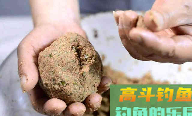 秋季钓鲢鳙最易爆护,饵料、钓位、技巧分享 秋季钓鲢鳙最易爆护,饵料、钓位、技巧分享