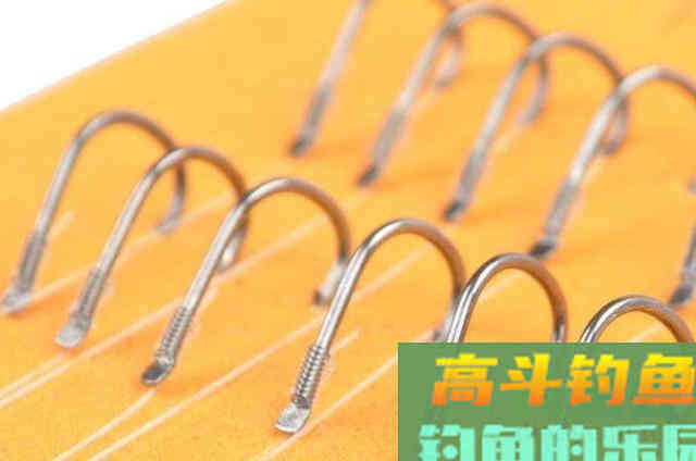 钓野生鲫鱼,最正确的4个鱼钩用法 钓野生鲫鱼,最正确的4个鱼钩用法