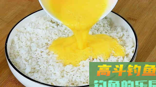 秋冬野钓大板鲫,就用这些自制饵 秋冬野钓大板鲫,就用这些自制饵