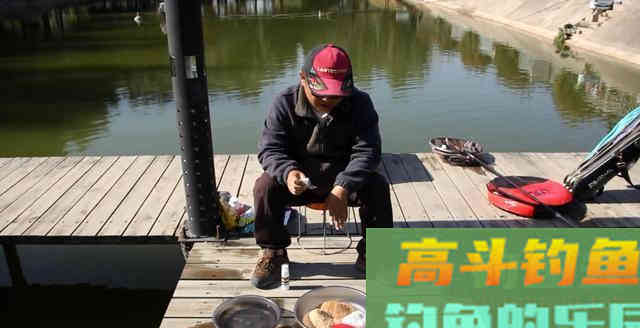 天冷也别封竿,简单方法开1款散炮,冬天大鲫鱼 天冷也别封竿,简单方法开1款散炮,冬天大鲫鱼