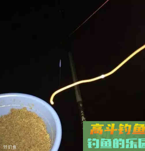 秋季钓草鱼的准备工作与窝饵制作