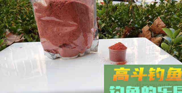 夏钓鲢鳙的独特饵料配方，成为巨物鲢鳙的最爱