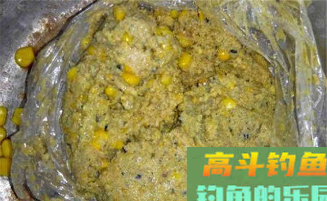 草鱼喜暖怕寒,进入晚秋时节,注重时机和用饵 草鱼喜暖怕寒,进入晚秋时节,注重时机和用饵