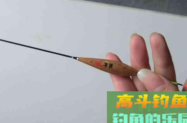 秋钓鲫鱼的过程中,需要钓友掌握的3种钓法手段 秋钓鲫鱼的过程中,需要钓友掌握的3种钓法手段
