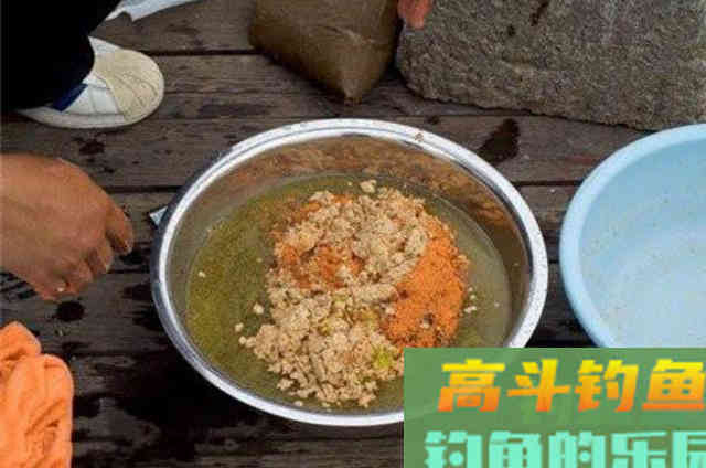这诱钓草鱼的“精髓”才霸气,莫不信,知道的人不简单 这诱钓草鱼的“精髓”才霸气,莫不信,知道的人不简单
