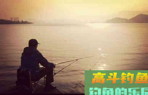 冬钓草鱼，控制好这几点因素，渔获照样不会差