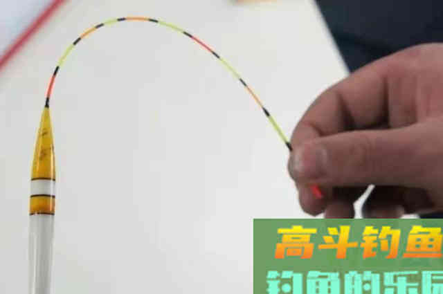 难怪鳊鱼越钓越过瘾，春季用这种钓法，新手变老司机