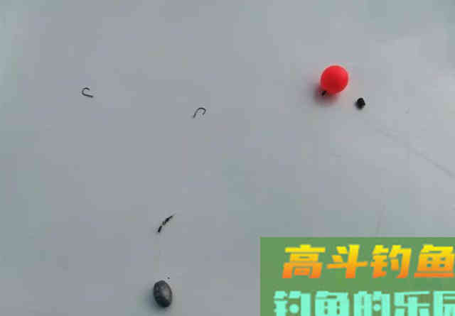 路滑钓法是冬钓大板鲫的利器？劝你别盲目跟风