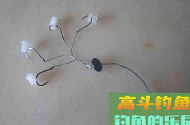 在冷天野钓鲫鱼时，泡沫饵的一些使用技巧以及加工方式