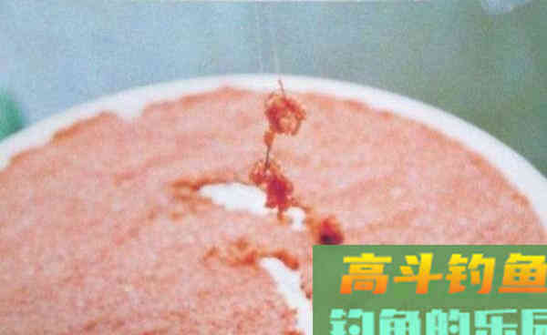 晚秋初冬鲫鱼口轻,开饵注意这三点,不愁鱼儿不上钩 晚秋初冬鲫鱼口轻,开饵注意这三点,不愁鱼儿不上钩