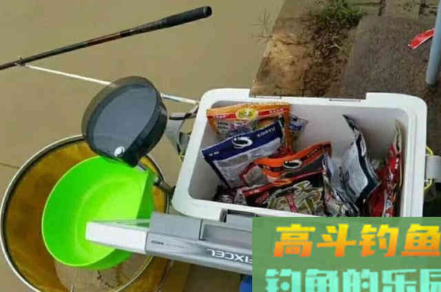 冬天钓大板鲫，用哪种钓法更合适？用过这三招即可