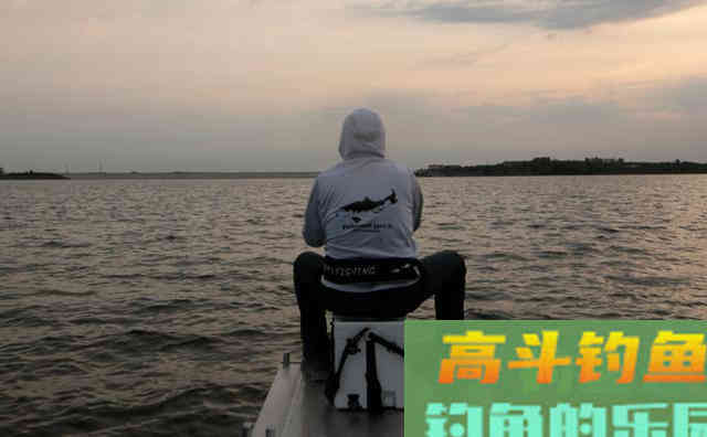 春末夏初，鲫鱼不好钓，破解这个难题需要掌握技巧