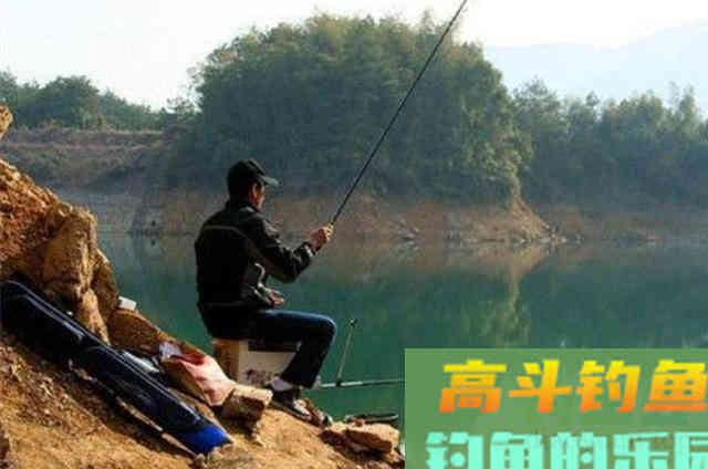 十月了鲫鱼都藏在这地方，钓过的人都说好
