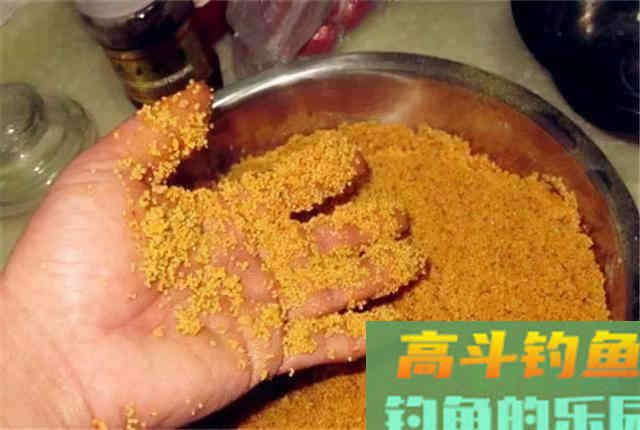 打隔夜鲫鱼窝,不管哪个季节野钓,渔获一盆装不下 打隔夜鲫鱼窝,不管哪个季节野钓,渔获一盆装不下