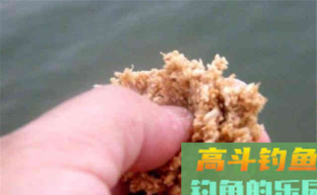 鲫鱼不爱咬钩?是时候给饵料加个鸡蛋了 鲫鱼不爱咬钩?是时候给饵料加个鸡蛋了