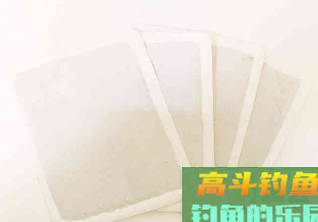 建议钓友，冬季外出钓鱼，要随身携带暖身贴