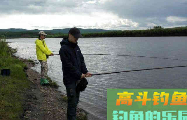 冬季，到荒废池塘垂钓，值得参考的经验