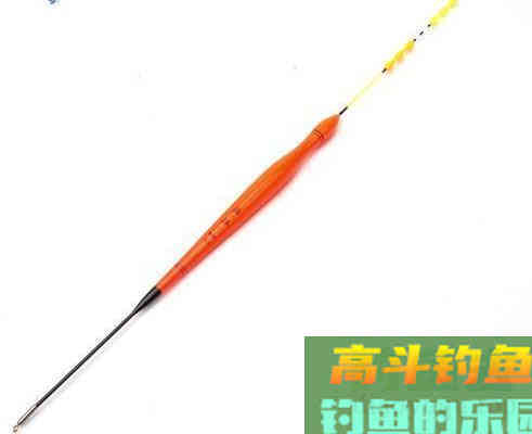 夏季温高大鱼都在深水，可以试试滑漂钓法
