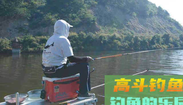 趁着夏季活跃期钓白条，需要掌握技巧