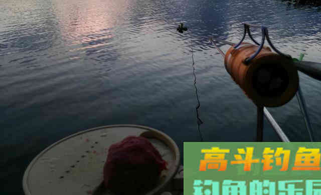 夏季野钓，做好准备，钓大鱼