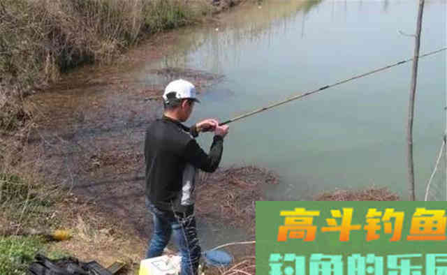 冬钓10字要诀，冬季低温变数少，按照这些路数来