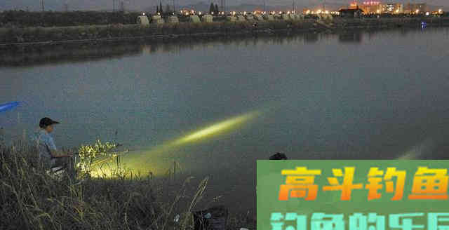 为何夏天一早一晚去钓鱼，有人盆满钵满有人空军