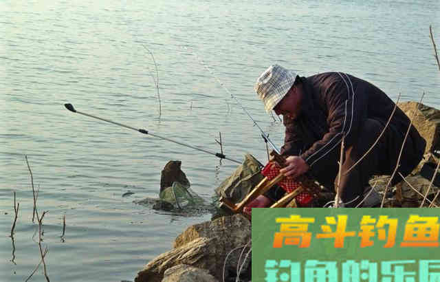春季钓鱼，时间、钓点、饵料选择都要留意
