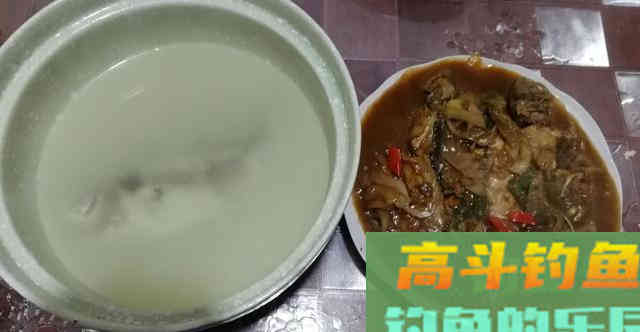 尽享春意爽钓鲫，小酌几杯太怡情