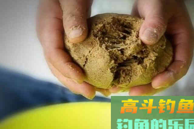 冬天太冷，鱼难钓到怀疑人生，庆幸老司机传授秘诀