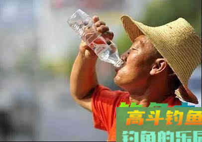 盛夏钓鱼，想要渔获，唯有做到见鱼思迁
