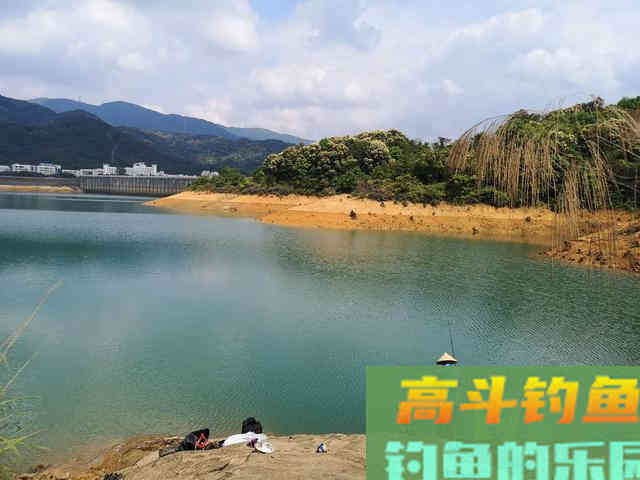 夏天钓湾渔获多，几种常见湾子详解，攻略以及技巧分享