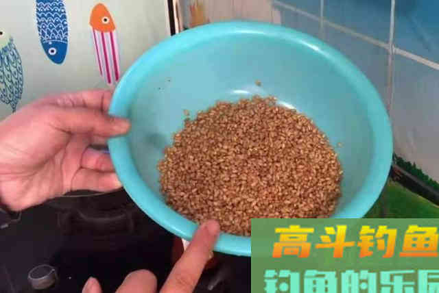 夏钓用好这3招，走水再严重也不慌