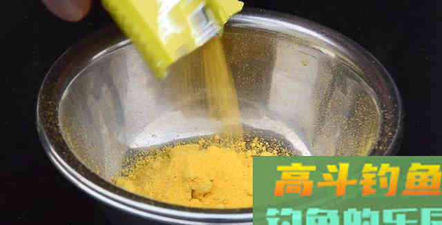 自制冬钓酒米流程，巧用VB和果糖，冬季野钓鲫鱼超好用