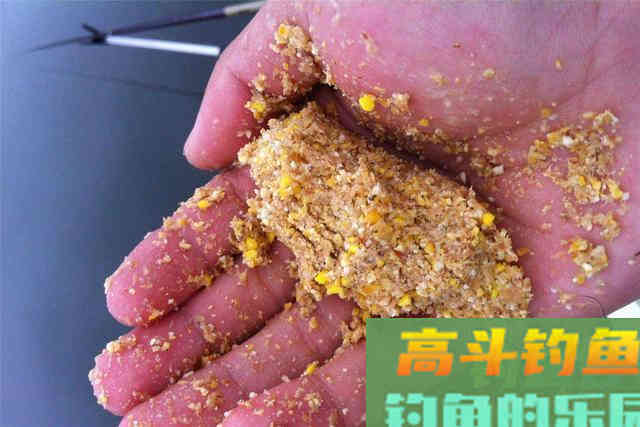 野钓大板鲫三款酒米配方，成本低、诱鱼快、效果好