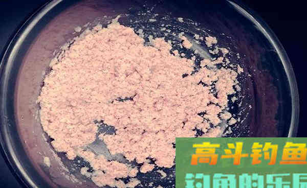 饵料添加剂别买了，把十三香加入其中