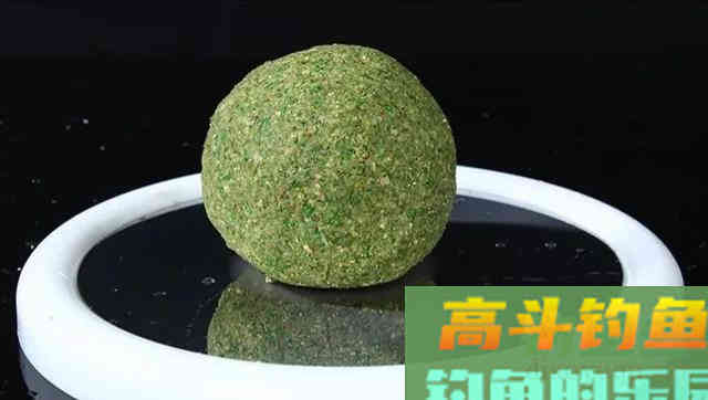 随处可见的天然钓饵被忽视，用好它们何愁草鱼钓不到