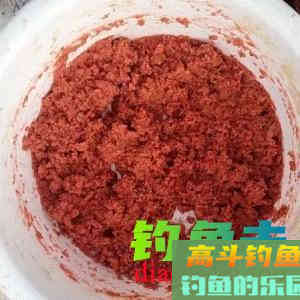 秋季钓鱼最常用的7种饵料，蓝鲫排第4，第1名当之无愧